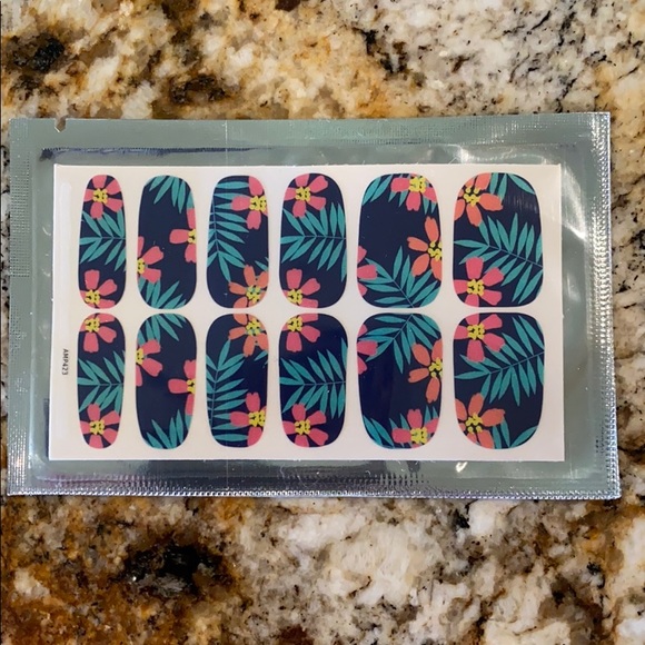 💅🏼 Nail strips 💅🏼 - Picture 6 of 8